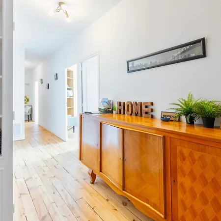 Immeuble Le Bringer 180m2 Apartment *