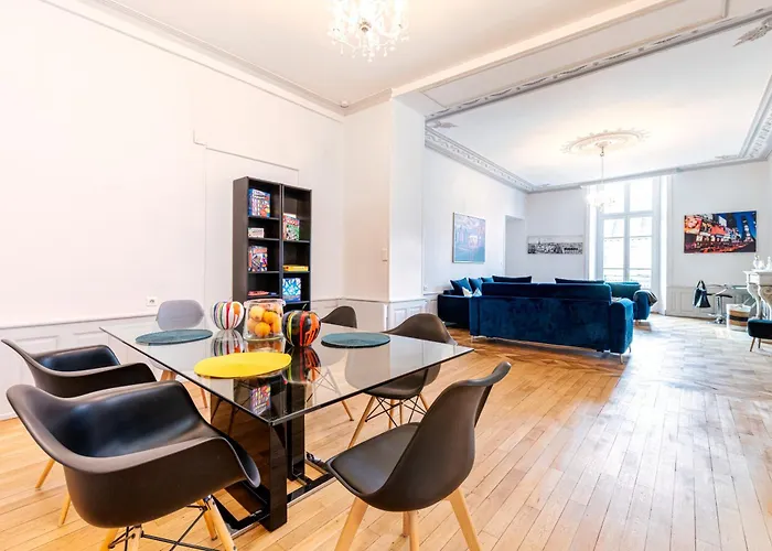 Immeuble Le Bringer 180m2 Apartmán *